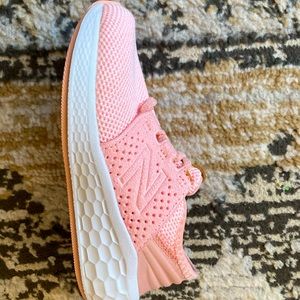 NWT New Balance Pink Toddler Girl kids sneakers 9.5 Wide in original box